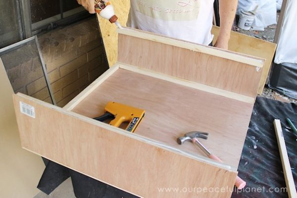 Make A Kitchen Trash Can On Wheels To Fit Any Spot   IMG 8207 600x400 