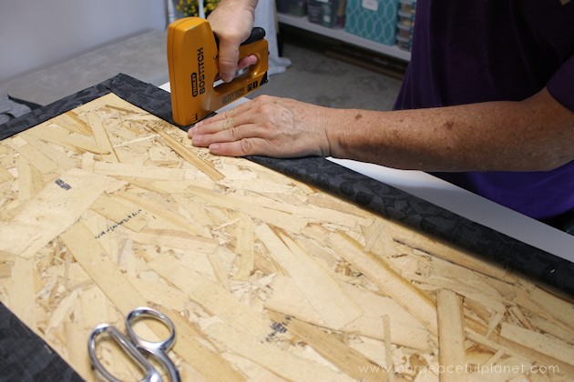 Turn a cedar chest into a window seat by making a removable DIY bench seat for it that attaches with no nails or screws. Also for pets to look out windows.