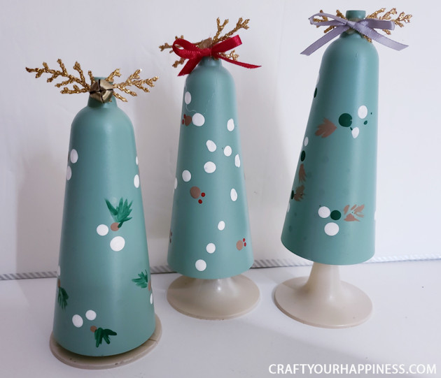 https://craftyourhappiness.com/abode/wp-content/uploads/2020/11/DIY-Plastic-Cup-Christmas-Tree-Decor-Farmhouse-Style-20b.jpg