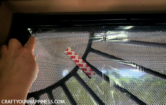 If you live where it's extremely hot or cold and have a screen door with no glass here is a fairly simple DIY removable clear screen door cover you can make for minimal cost.