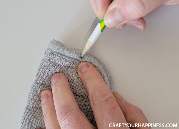 How to Make a Simple DIY Bowl Cozy from Hot Pads