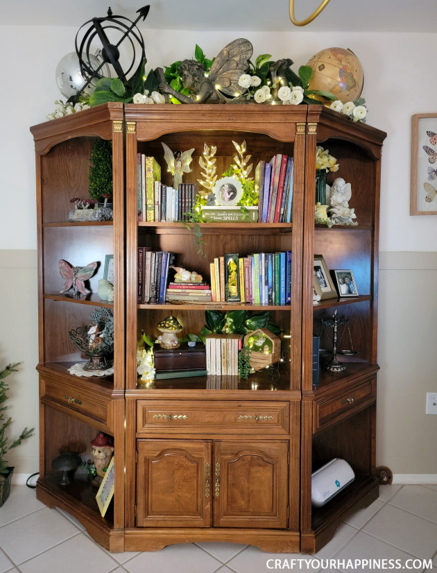 If you're looking for some inspiration for your home you will LOVE our home office library makeover with a window seat. It's beyond magical!